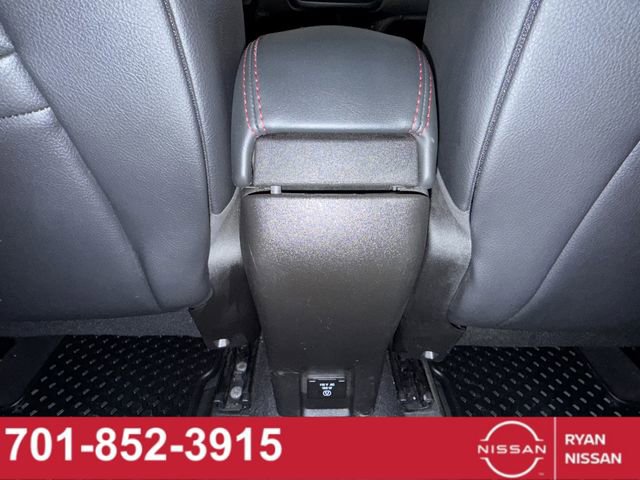 Used 2016 Jeep Renegade Trailhawk w/ Premium Trailhawk Package image 41