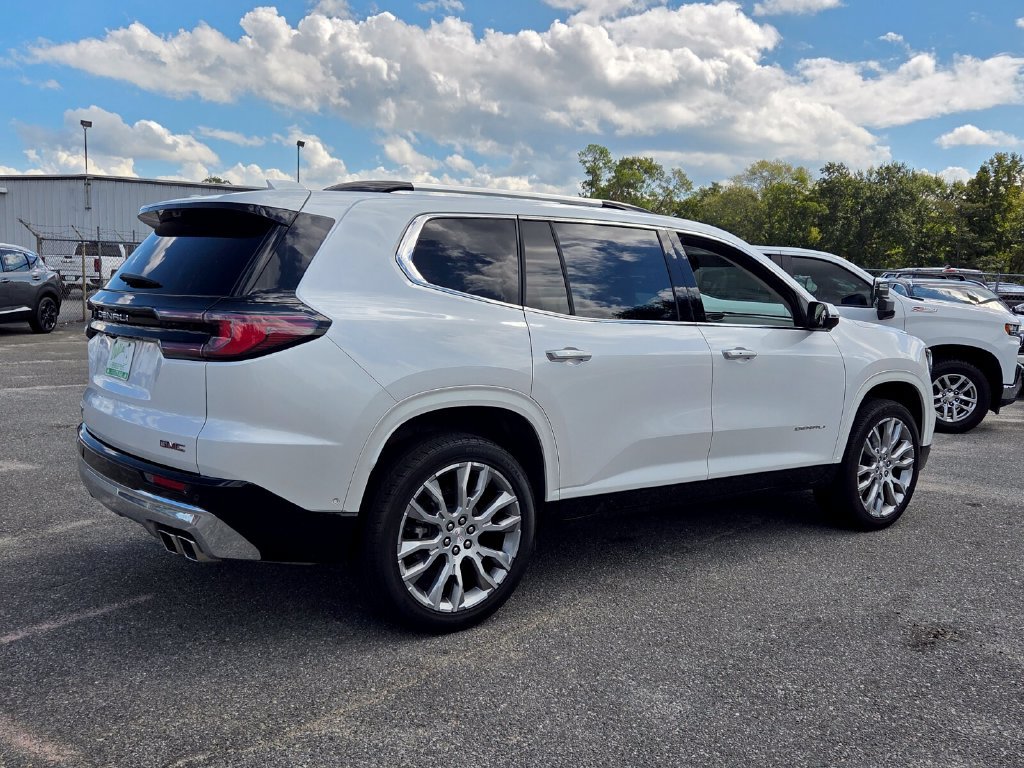 Certified 2025 GMC Acadia Denali w/ Super Cruise Package FWD image 14