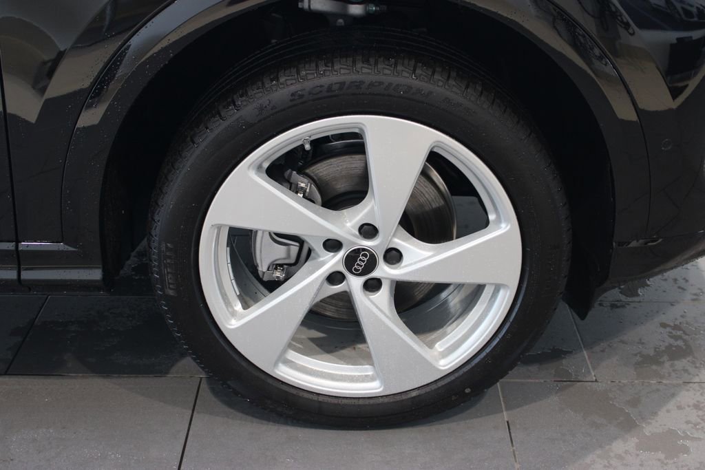New 2025 Audi Q5 Premium Plus AWD/4WD image 34