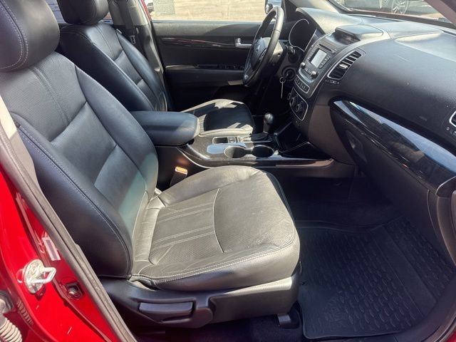 Used 2015 Kia Sorento LX image 27