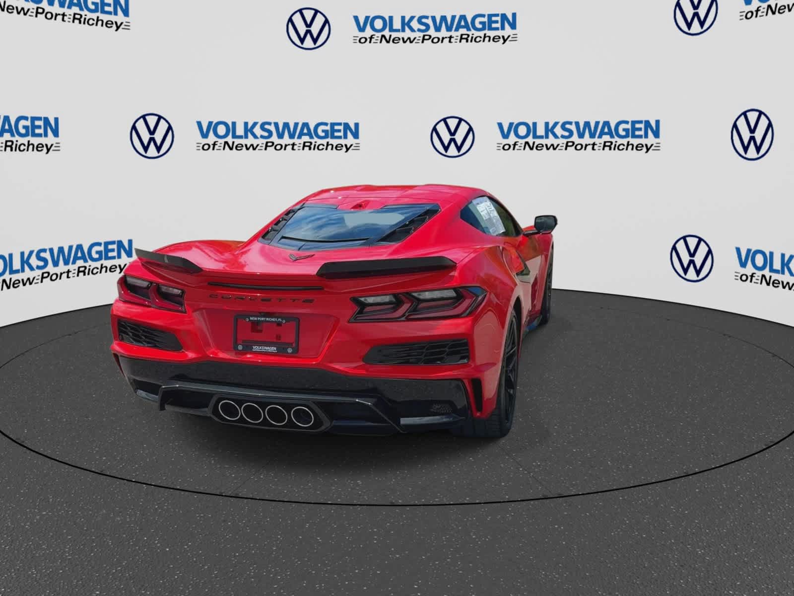 Used 2024 Chevrolet Corvette Z06 RWD image 7
