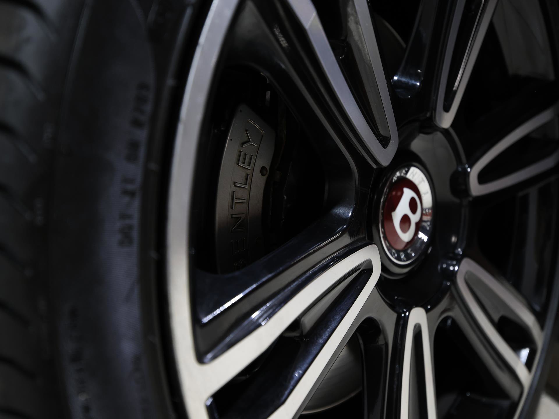 Used 2013 Bentley Continental GT image 26