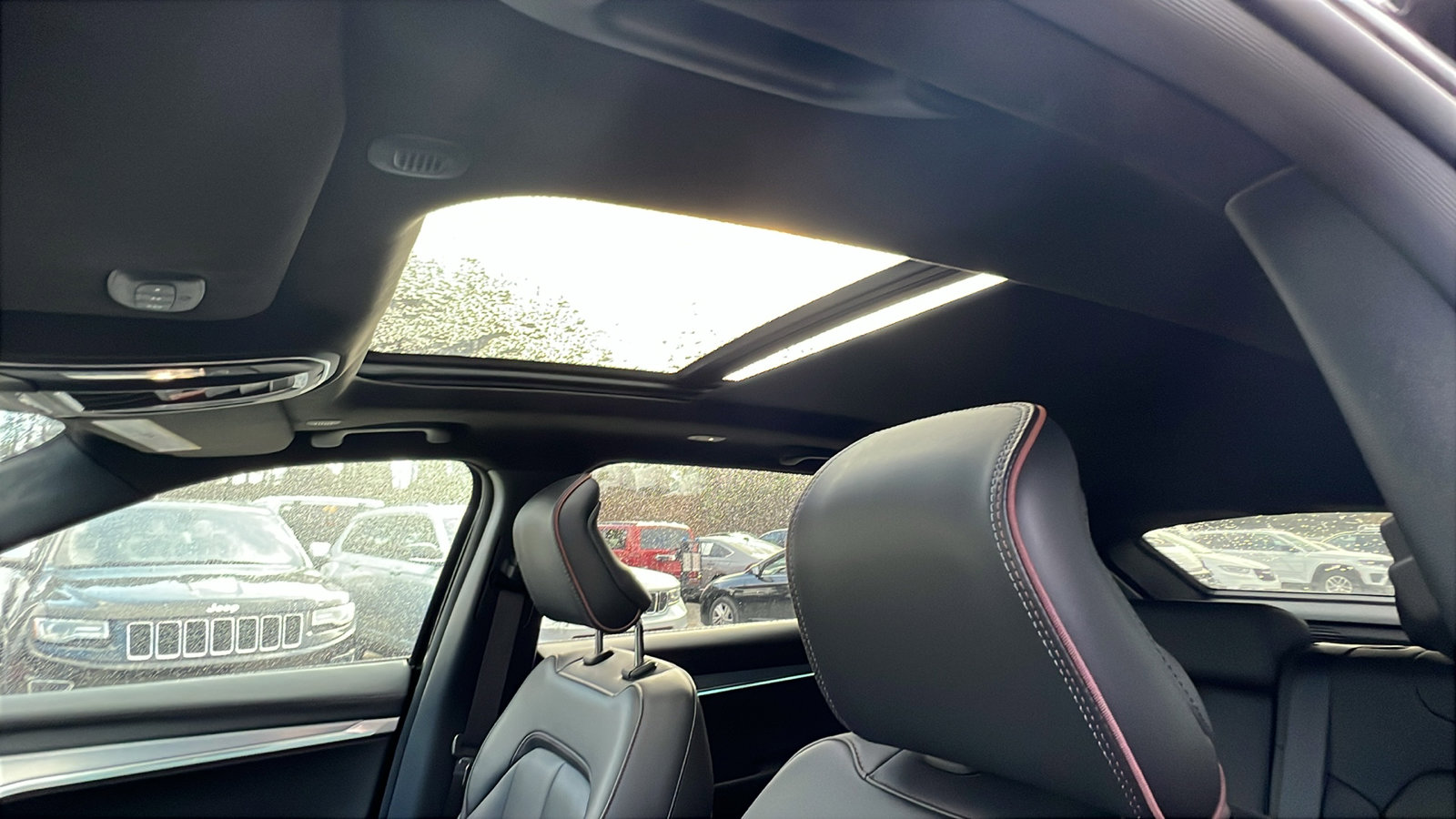 Used 2024 Jeep Wagoneer Launch Edition image 19