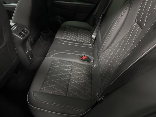 Used 2023 Buick Envision Avenir image 18