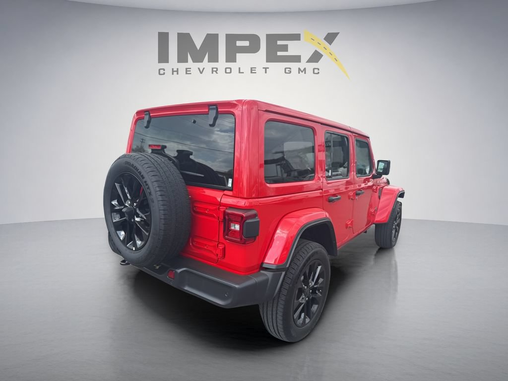Used 2025 Jeep Wrangler Unlimited Sahara w/ Safety Group AWD/4WD image 5