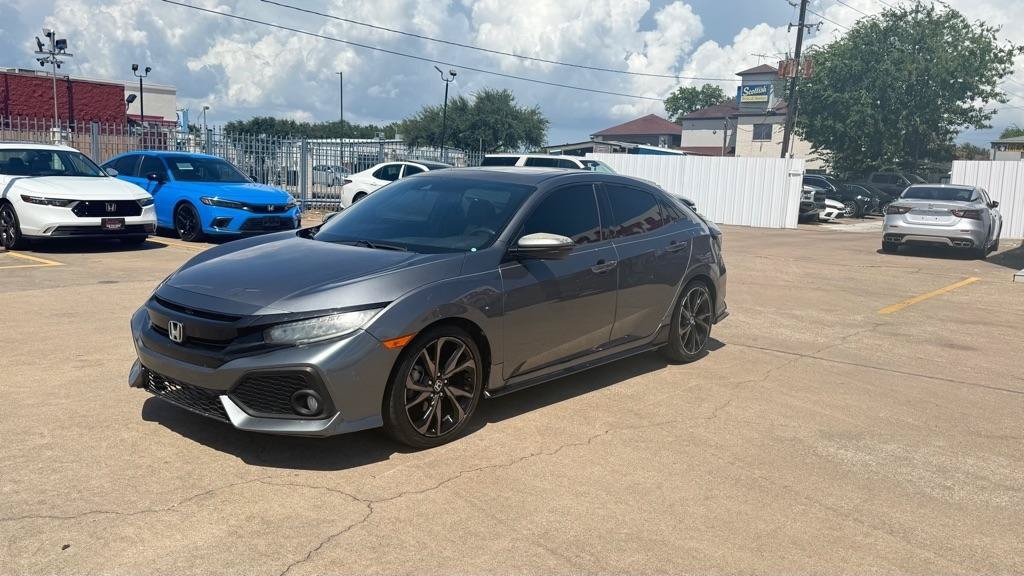Used 2018 Honda Civic Sport Touring image 3