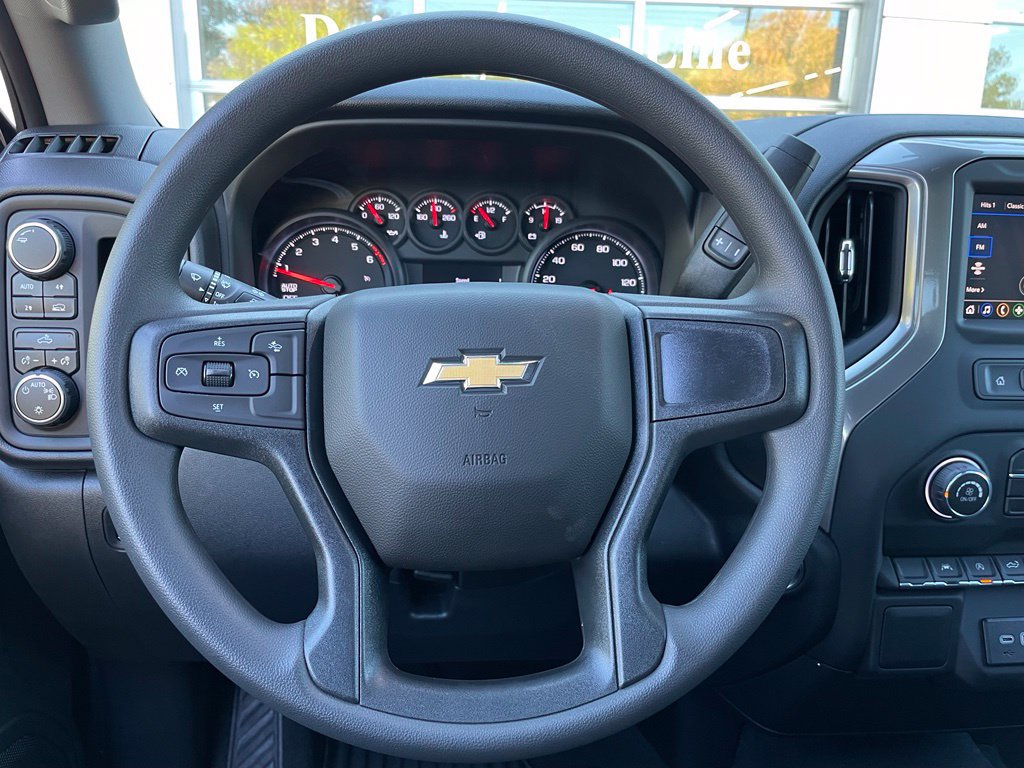 New 2026 Chevrolet Silverado 1500 Custom w/ Turbomax Blackout Package AWD/4WD image 15