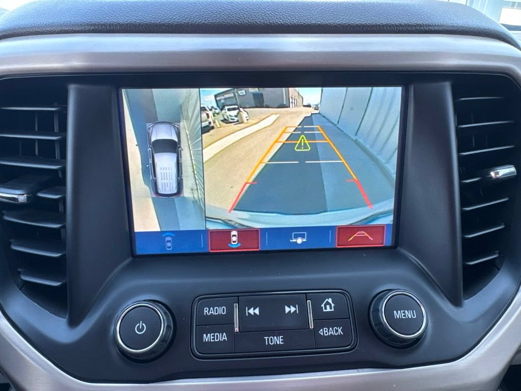 Used 2019 GMC Acadia Denali w/ Technology Package AWD/4WD image 27