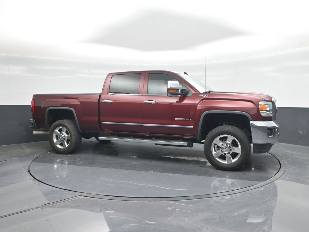 Used 2016 GMC Sierra 2500 SLT w/ Duramax Plus Package AWD/4WD image 11