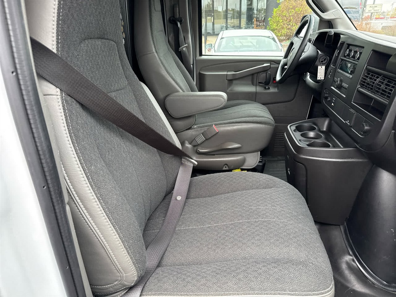 Used 2024 Chevrolet Express 2500 w/ Driver Convenience Package image 21