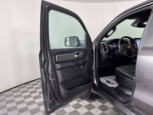 Used 2023 RAM 1500 Big Horn AWD/4WD image 18