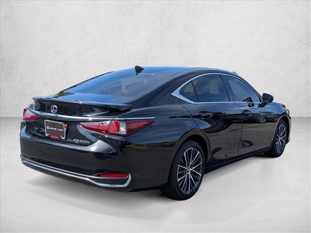 Certified 2025 Lexus ES 300h w/ Premium Package image 5