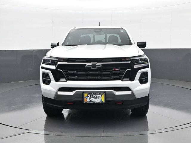 Used 2024 Chevrolet Colorado Z71 w/ Z71 Convenience Package 2 AWD/4WD image 2