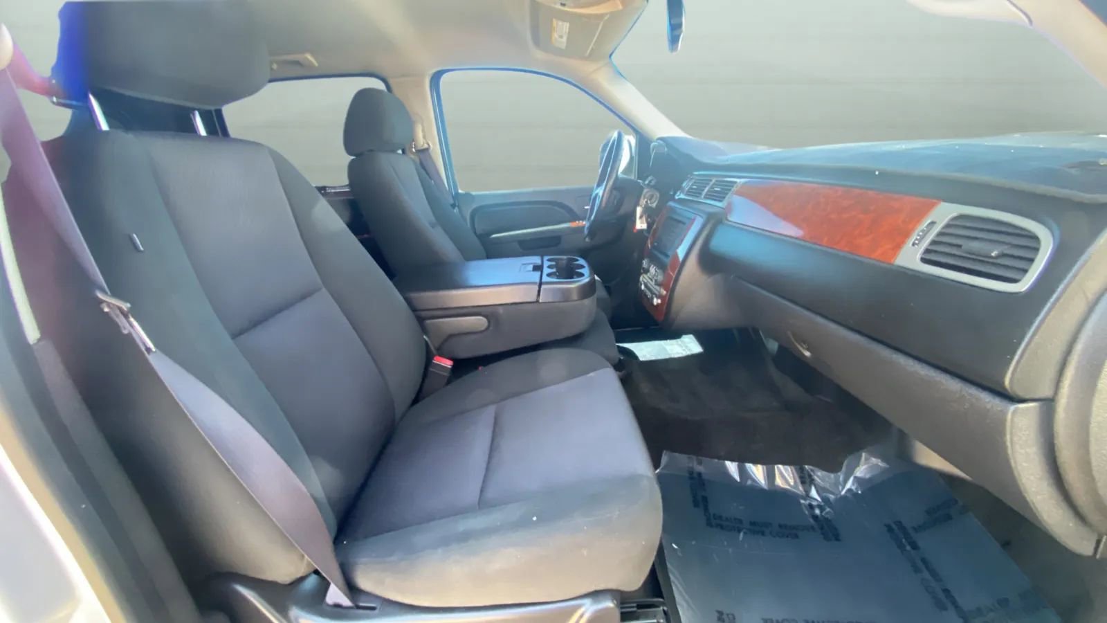 Used 2013 Chevrolet Avalanche LS AWD/4WD image 23