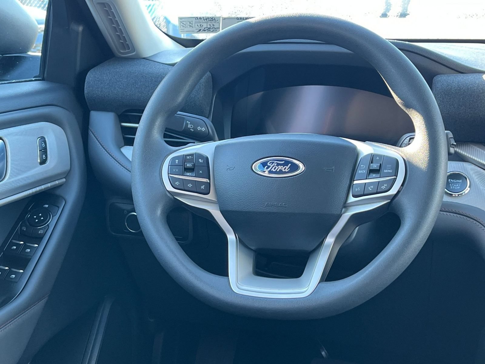 Used 2026 Ford Explorer Active RWD image 27