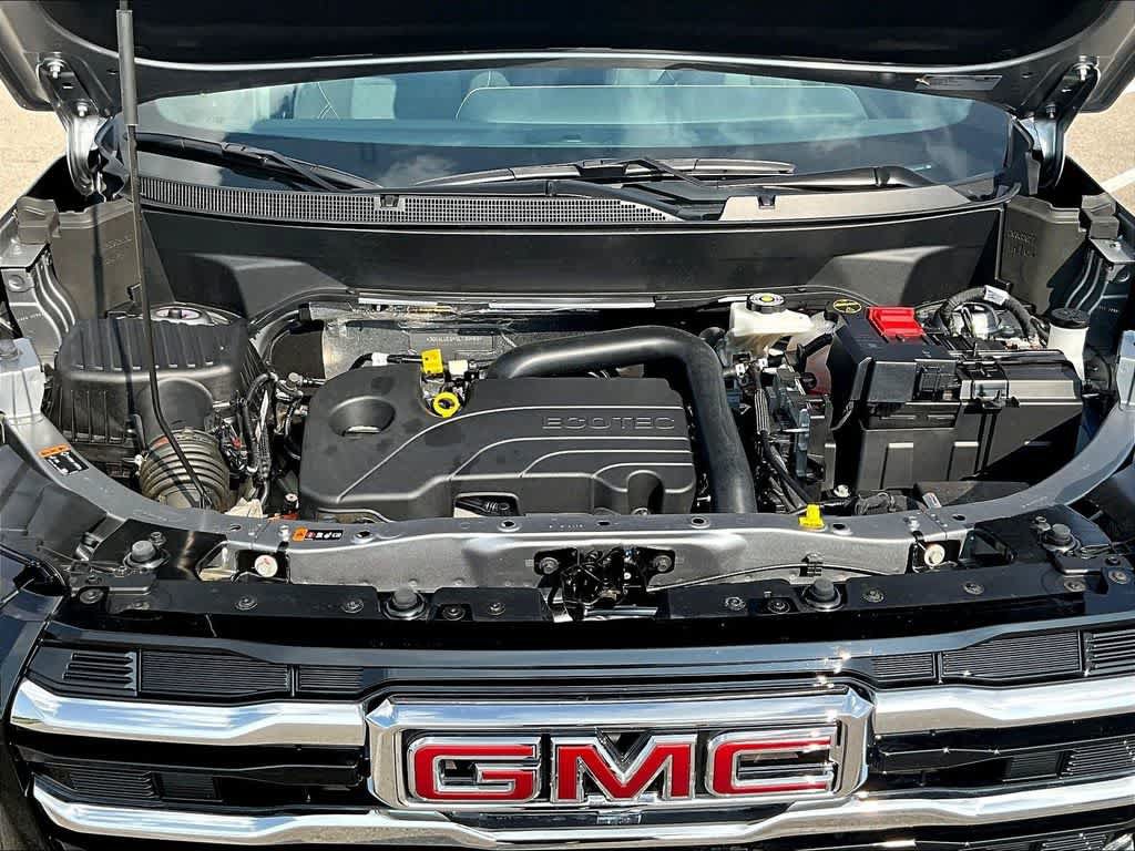 Used 2025 GMC Terrain Elevation AWD/4WD image 32