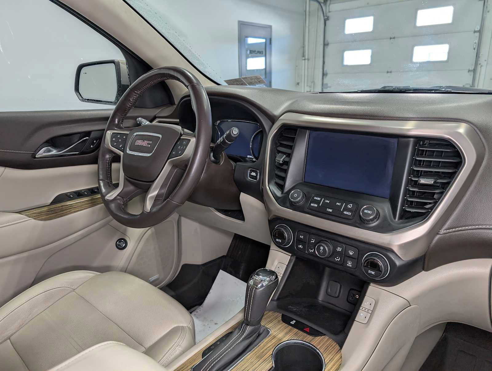 Used 2019 GMC Acadia Denali w/ Technology Package image 45