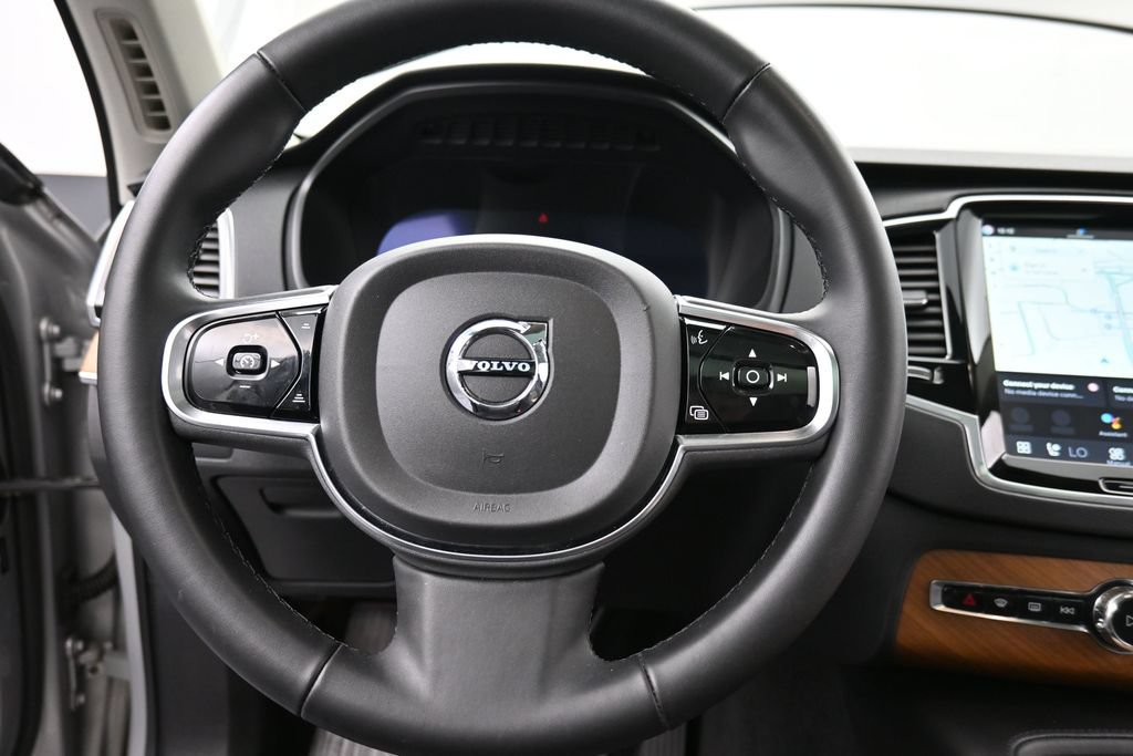Used 2024 Volvo XC90 B6 Plus AWD/4WD image 11