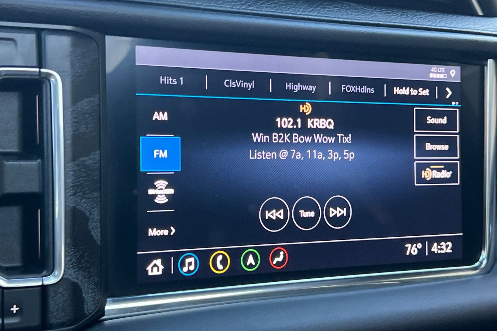 Used 2021 GMC Yukon Denali w/ Denali Premium Package image 19