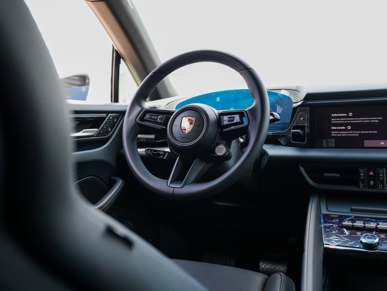 New 2025 Porsche Macan Electric image 25