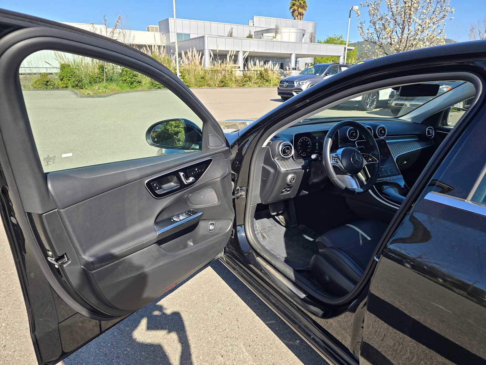 Used 2023 Mercedes-Benz C 300 4MATIC Sedan image 21