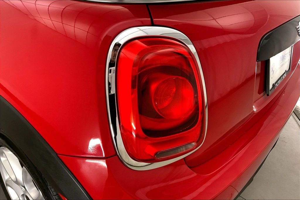 Used 2019 MINI Cooper Convertible w/ Signature Upholstery Package FWD image 28