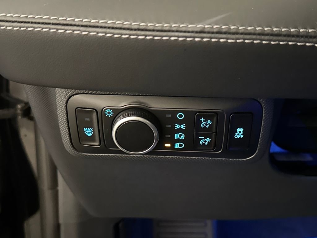 New 2025 Ford Mustang Mach-E Premium image 30