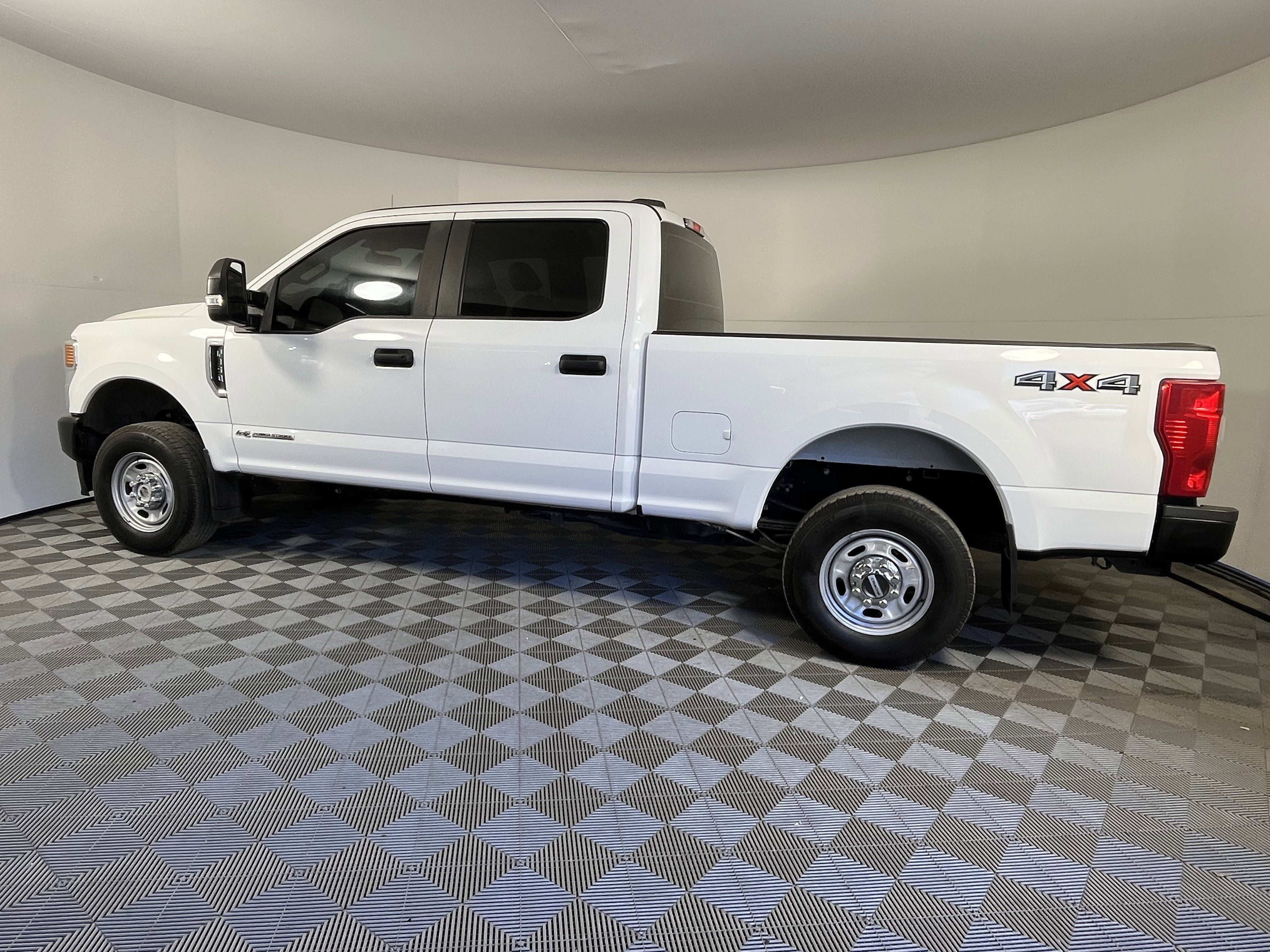 Used 2020 Ford F350 XL w/ Power Equipment Group AWD/4WD image 2