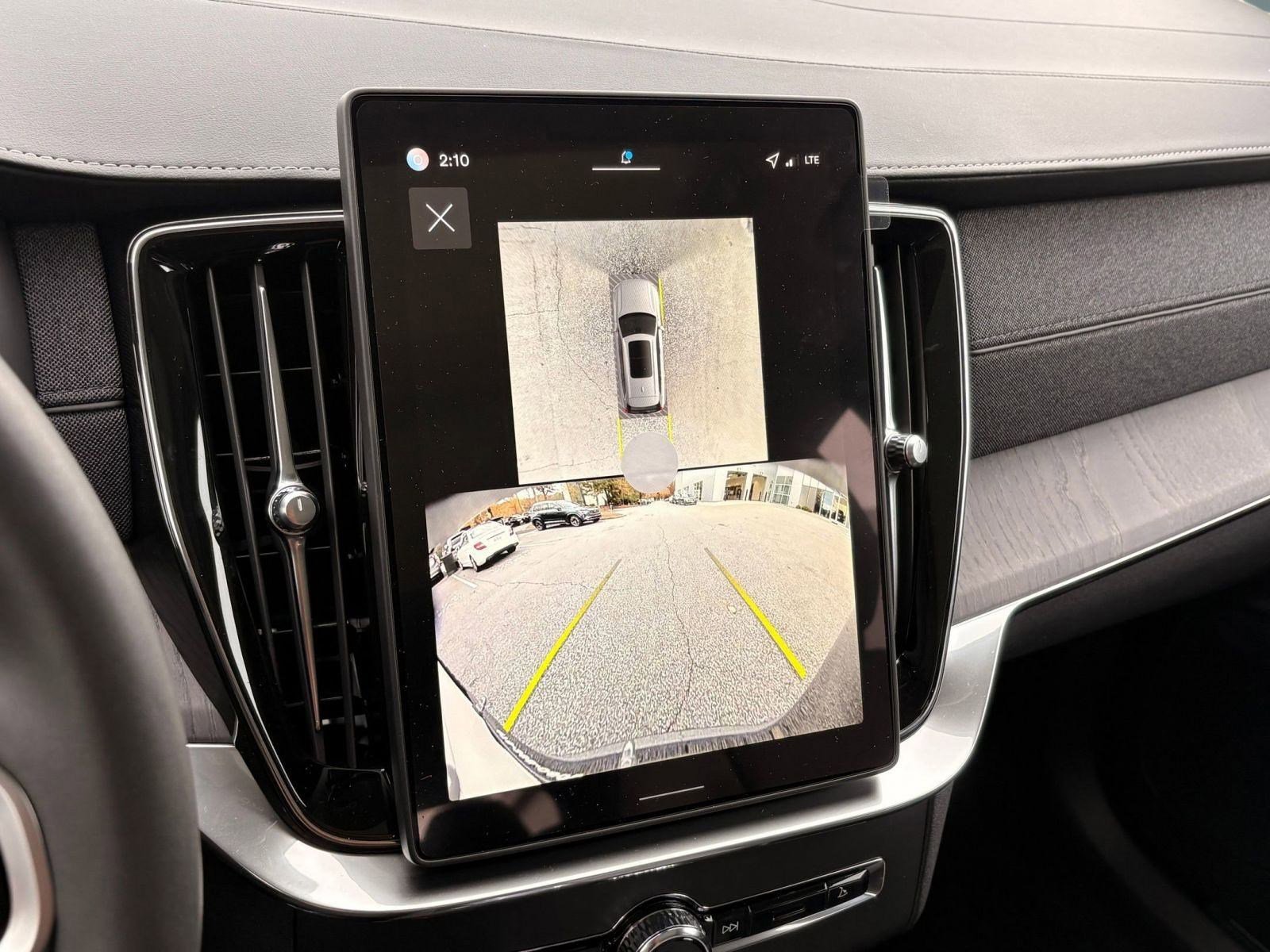 New 2026 Volvo XC90 B6 Ultra w/ Protection Package image 31