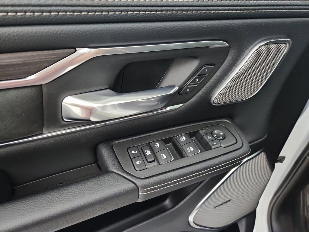 New 2026 RAM 1500 Laramie AWD/4WD image 21