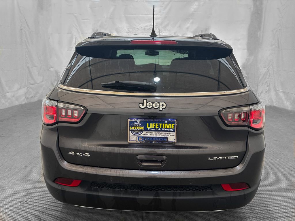 Used 2023 Jeep Compass Limited AWD/4WD image 5