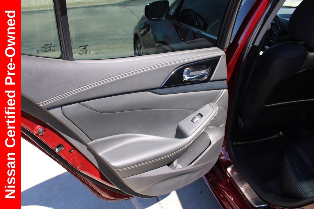 Certified 2021 Nissan Maxima Platinum w/ Sport Mat Group image 25