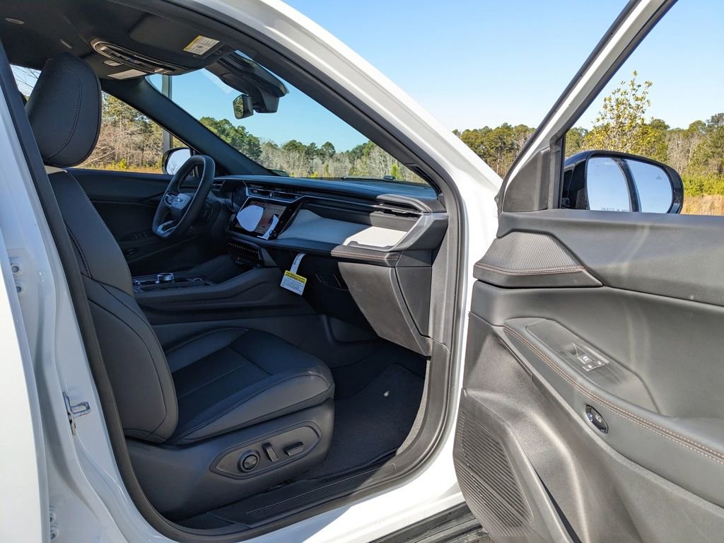 New 2026 Jeep Cherokee Limited image 38