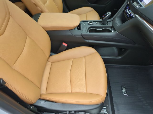 New 2026 Cadillac XT5 Premium Luxury w/ LPO, Floor Liner Package AWD/4WD image 27