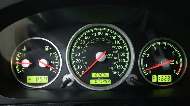 Used 2005 Chrysler Crossfire Limited RWD image 16
