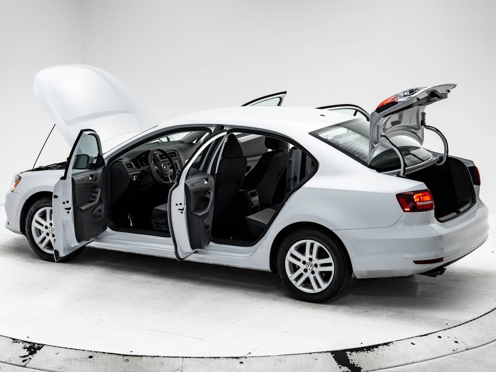 Used 2017 Volkswagen Jetta S w/ Jetta S Cold Weather Package FWD image 33