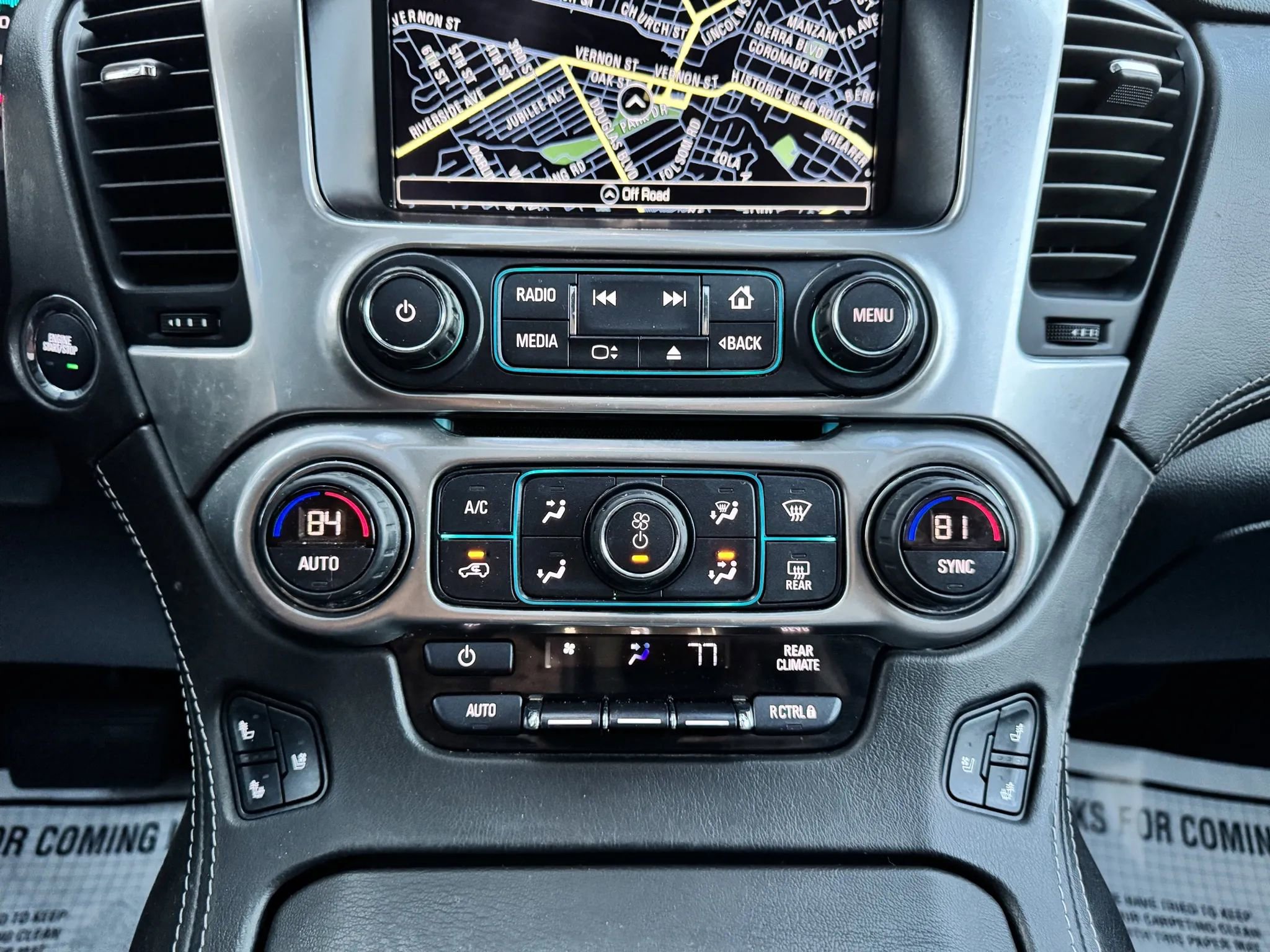 Used 2020 Chevrolet Suburban Premier w/ Premier Plus Edition image 37