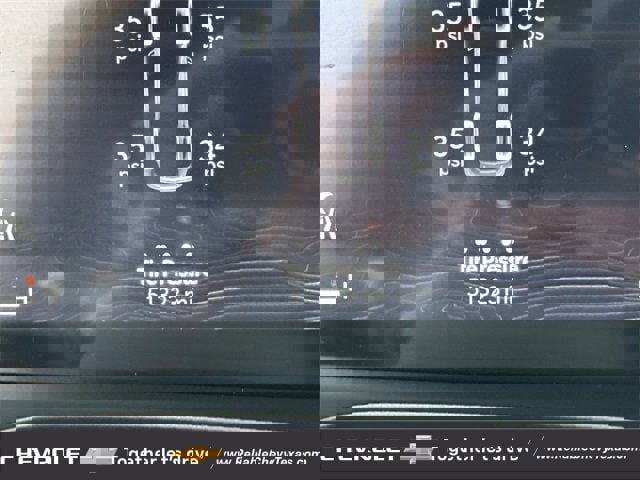 Used 2023 Jeep Grand Cherokee L Overland w/ Advanced Protech Group III image 16