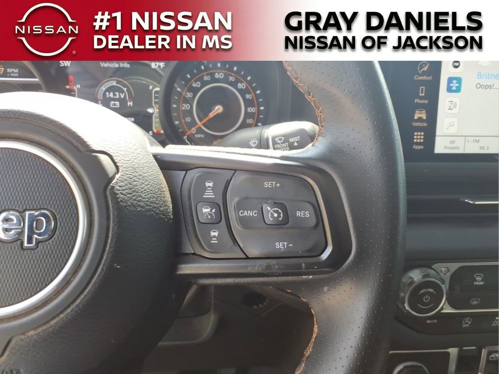 Used 2024 Jeep Gladiator Mojave image 14