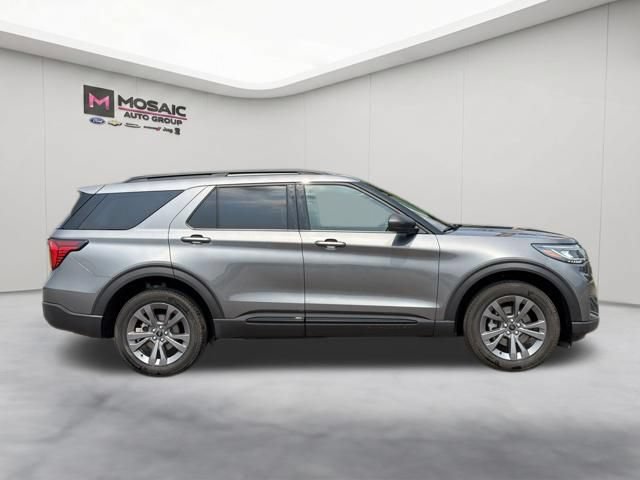 New 2026 Ford Explorer Active w/ Active Comfort Package AWD/4WD image 9