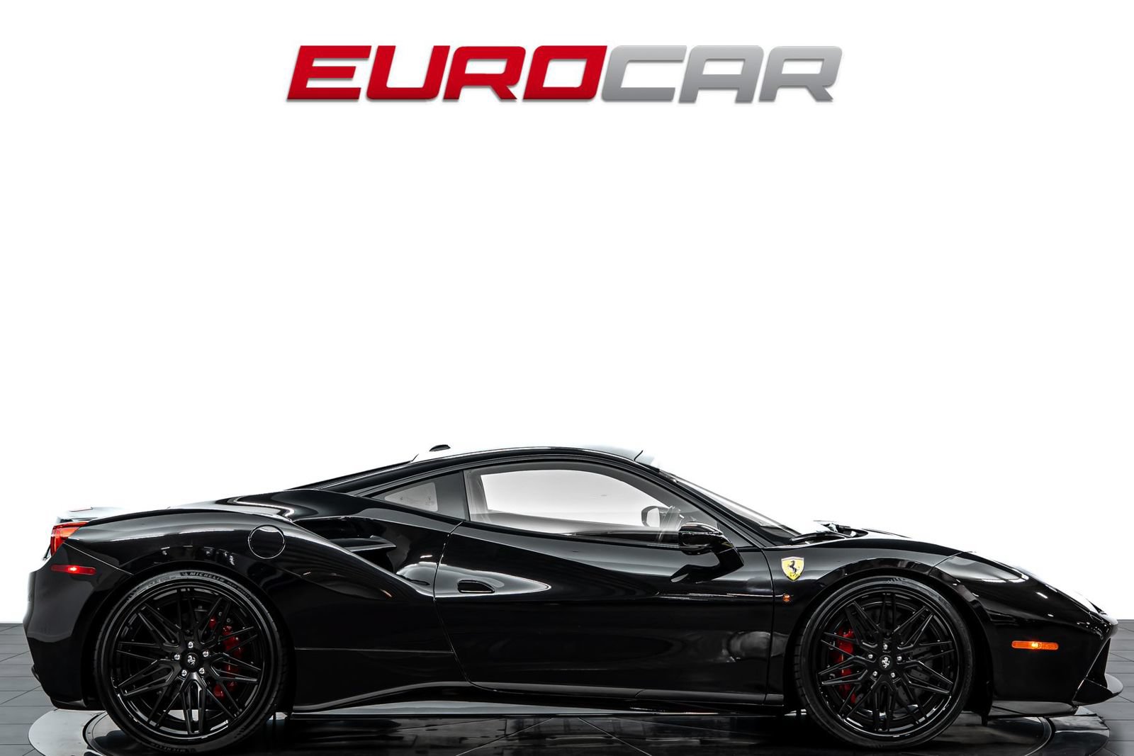 Used 2019 Ferrari 488 GTB RWD image 6