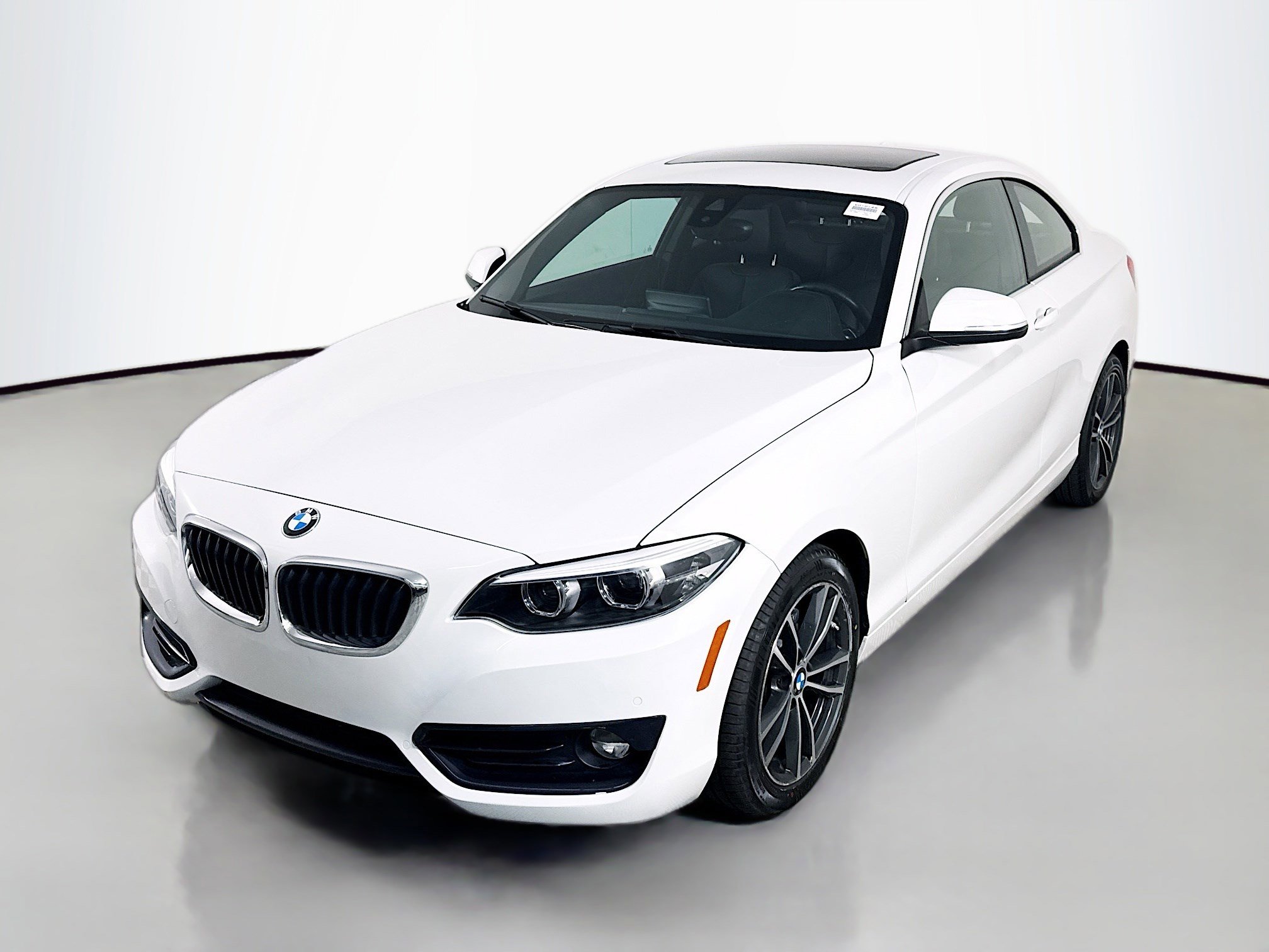 Used 2019 BMW 230i Coupe w/ Premium Package RWD image 4