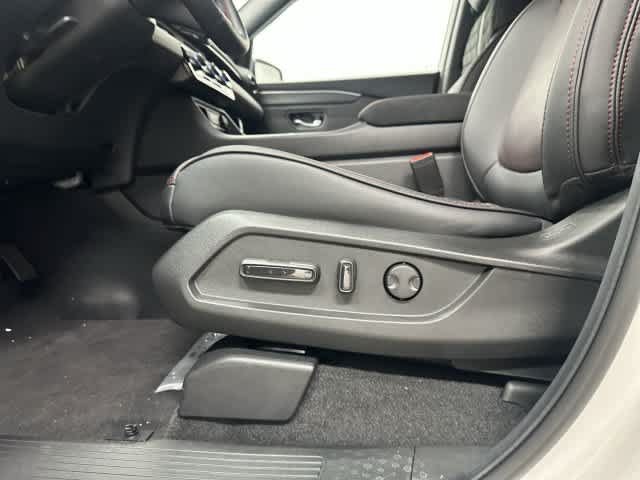 New 2026 Honda Pilot Black Edition image 27