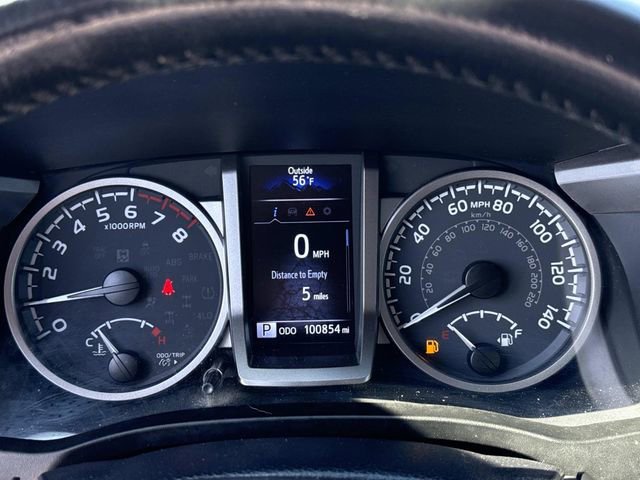 Used 2022 Toyota Tacoma SR5 w/ Technology Package AWD/4WD image 27
