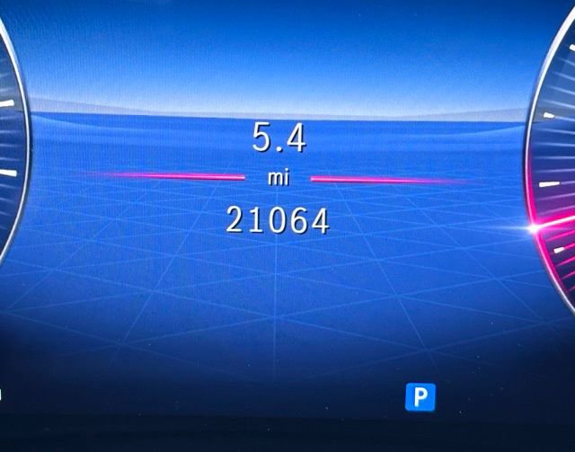 Used 2024 Mercedes-Benz GLS 450 4MATIC image 17