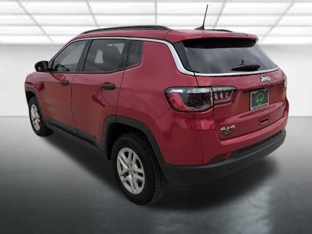 Used 2021 Jeep Compass Sport image 2