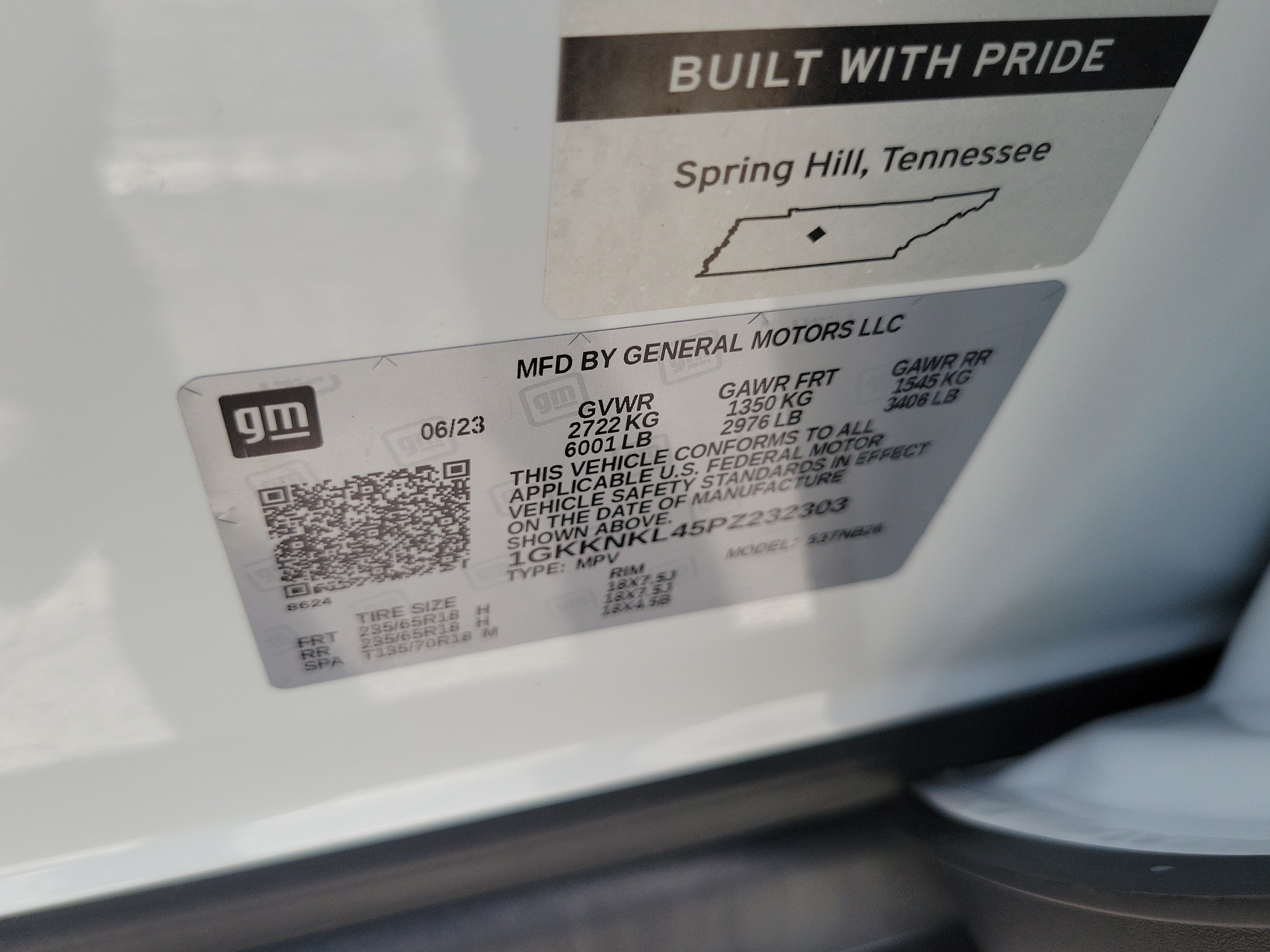 Used 2023 GMC Acadia SLE w/ Driver Convenience Package FWD image 31