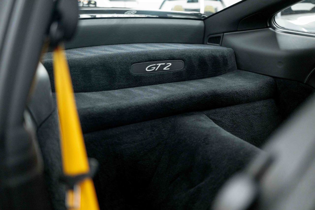 Used 2002 Porsche 911 GT2 RWD image 62
