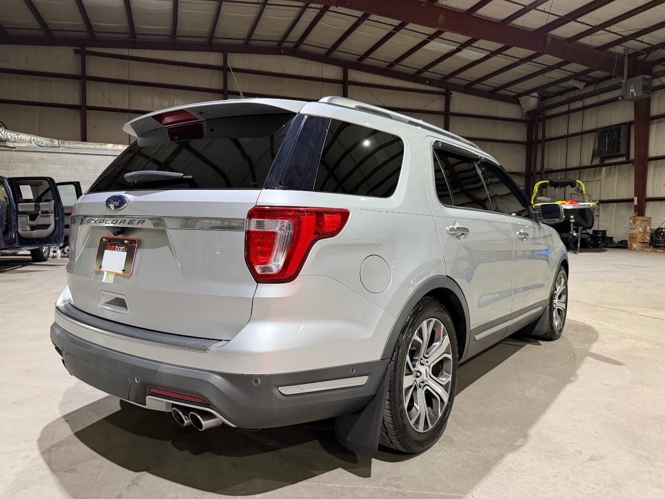 Used 2019 Ford Explorer Platinum AWD/4WD image 5
