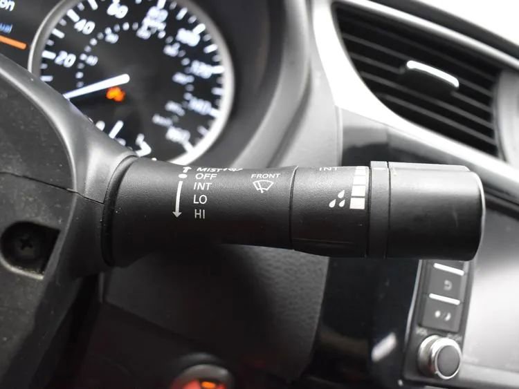 Used 2019 Nissan Sentra SV image 25